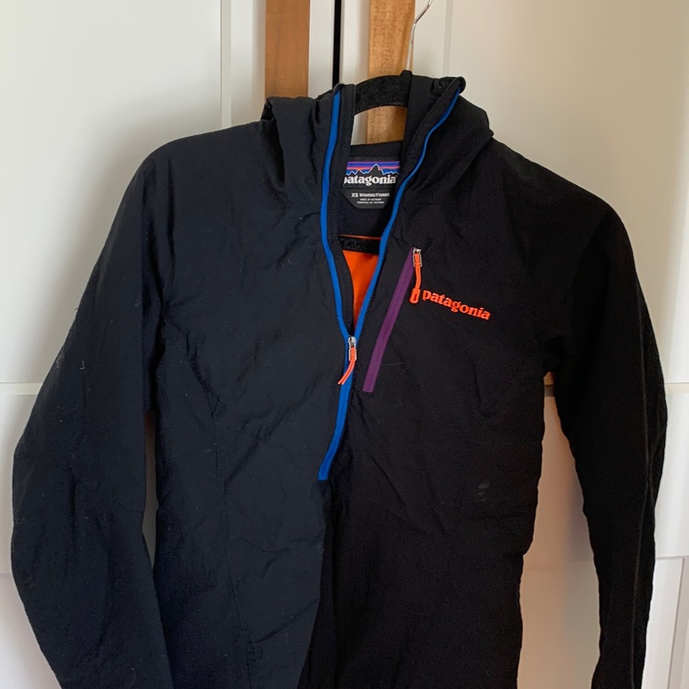 Women’s Patagonia lightweight jacket